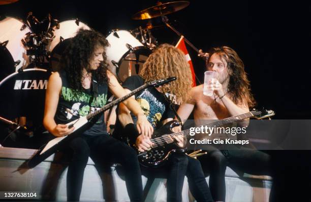 Metallica, Kirk Hammett, Jason Newsted, Lars Ulrich, Monsters of Rock Tour, Hasselt, Belgium, 30 August 1991.