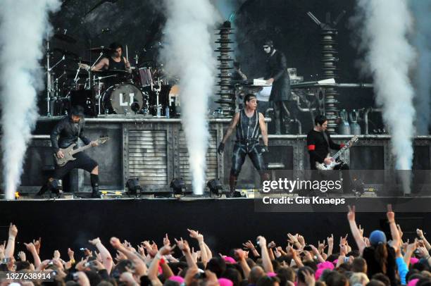 Rammstein, Till Lindemann, Christoph Schneider; Christian Lorenz, Oliver Riedel, Richard Kruspe, Pinkpop Festival, Landgraaf, Holland, 28 May 2010.