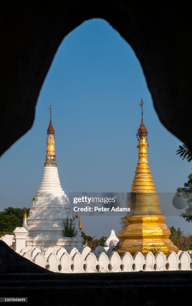 Temple complex Mandalay, Myanmar