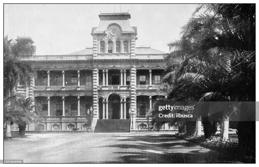 Antique black and white photograph: King's Palace, Honolulu, Hawaii