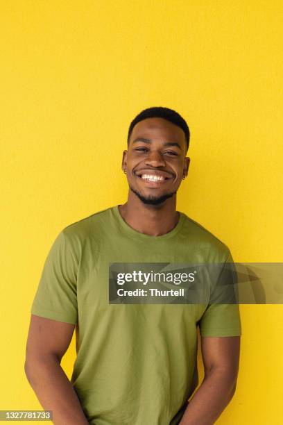 portrait of young african australian man - native african ethnicity stock pictures, royalty-free photos & images