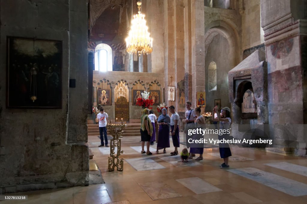 Interior of Svetitskhoveli Cathedral, Icons and frescoes, Mtskheta