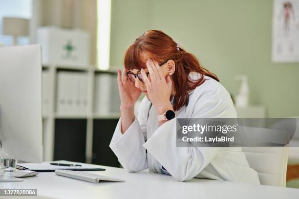Doctor Crying Over Computer 325 Frustrated Doctor At Computer Stock Photos, High-Res Pictures, and ...