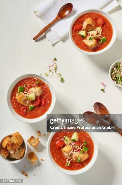 gazpacho with croutons and shoots (seen from above) - krutong bildbanksfoton och bilder