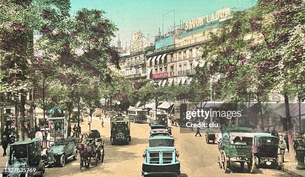 paris, boulevard des italiens - boulevard stock illustrations