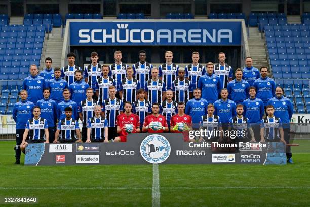 Videoanalyst Rafael Gameiro, Guilherme Ramos, Janni Luca Serra, Fabian Klos, Bryan Lasme, Amos Pieper, Fabian Kunze, Mike van der Hoorn and staff...
