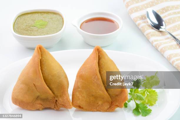 samosa - samosa stock pictures, royalty-free photos & images