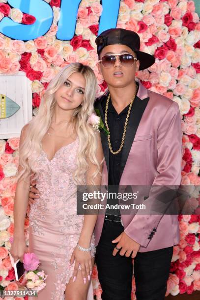 Jules Prom Jules Bel Photos and Premium High Res Pictures - Getty Images