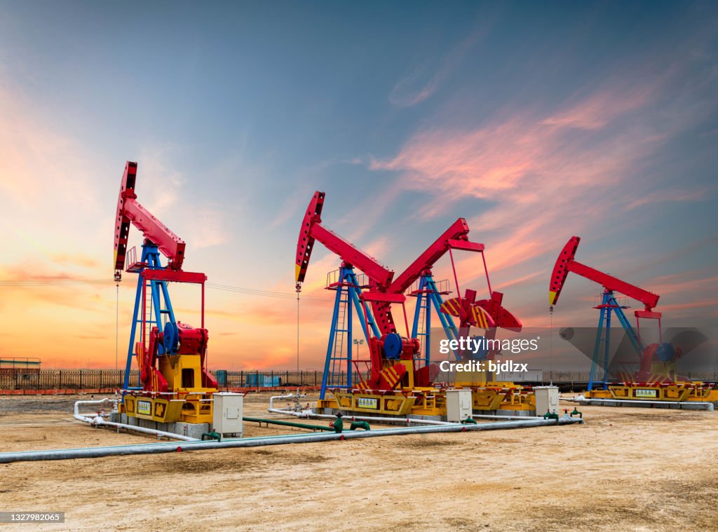 Oil pump, oil industry equipment