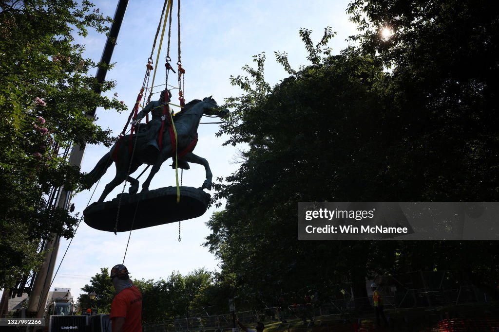 City Of Charlottesville, Virginia Removes Its Confederate Era Statues