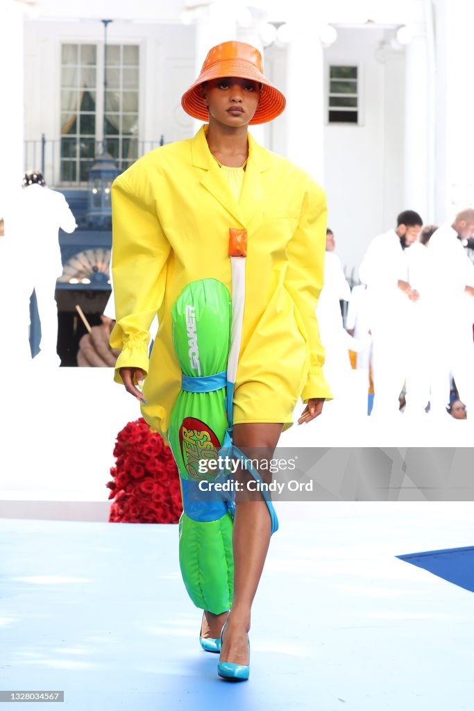 Pyer Moss Couture : Runway - Paris Fashion Week - Haute Couture Fall/Winter 2021/2022