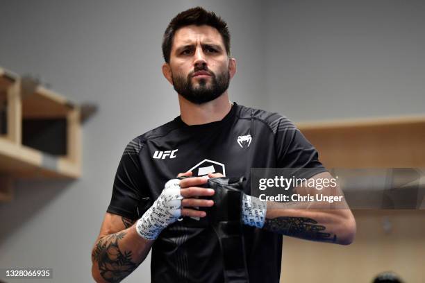 Carlos Condit warms up prior to his fight during the UFC 264 event at T-Mobile Arena on July 10, 2021 in Las Vegas, Nevada.