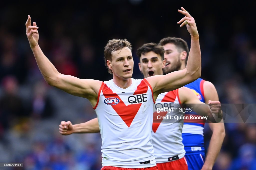 AFL Rd 17 - Western Bulldogs v Sydney