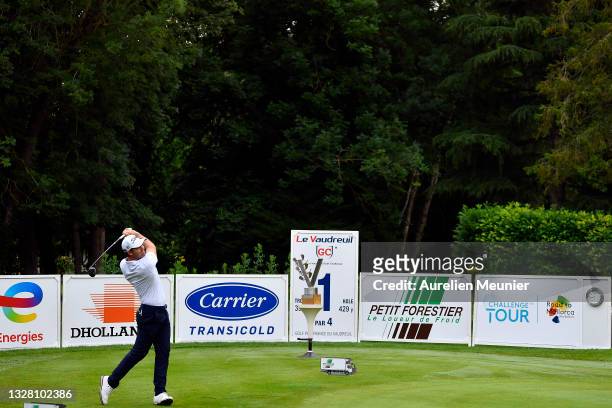 Ricardo Gouveia of Portugal pays his first shot on the 1st hole during Day Four of Le Vaudreuil Golf Challenge at Golf PGA France du Vaudreuil on...