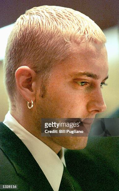 391 Eminem 2001 Photos and Premium High Res Pictures - Getty Images