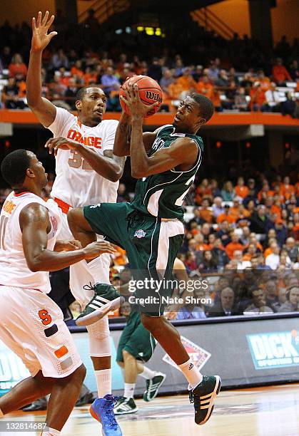 George Beamon 1,697 Manhattan Jaspers Photos & High Res Pictures - Getty Images