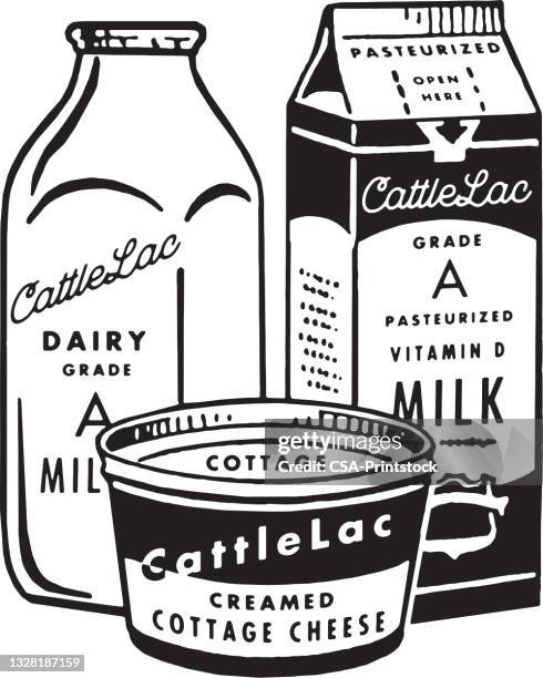 ilustrações de stock, clip art, desenhos animados e ícones de dairy products - garrafa de leite