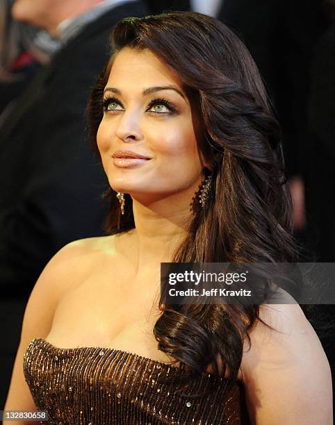 Actress Aishwarya Rai Bachchan arrives at the 83rd Annual Academy Awards held at the Kodak Theatre on February 27, 2011 in Los Angeles, California.
