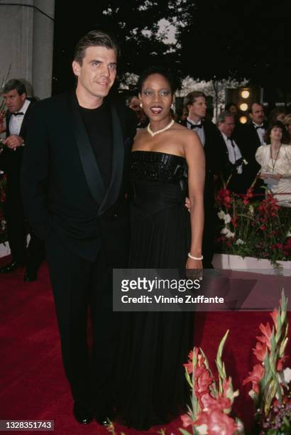 American actress Alfre Woodard and her husband Roderick Spencer attend the 65th Academy Awards at the Dorothy Chandler Pavilion in Los Angeles, USA,...