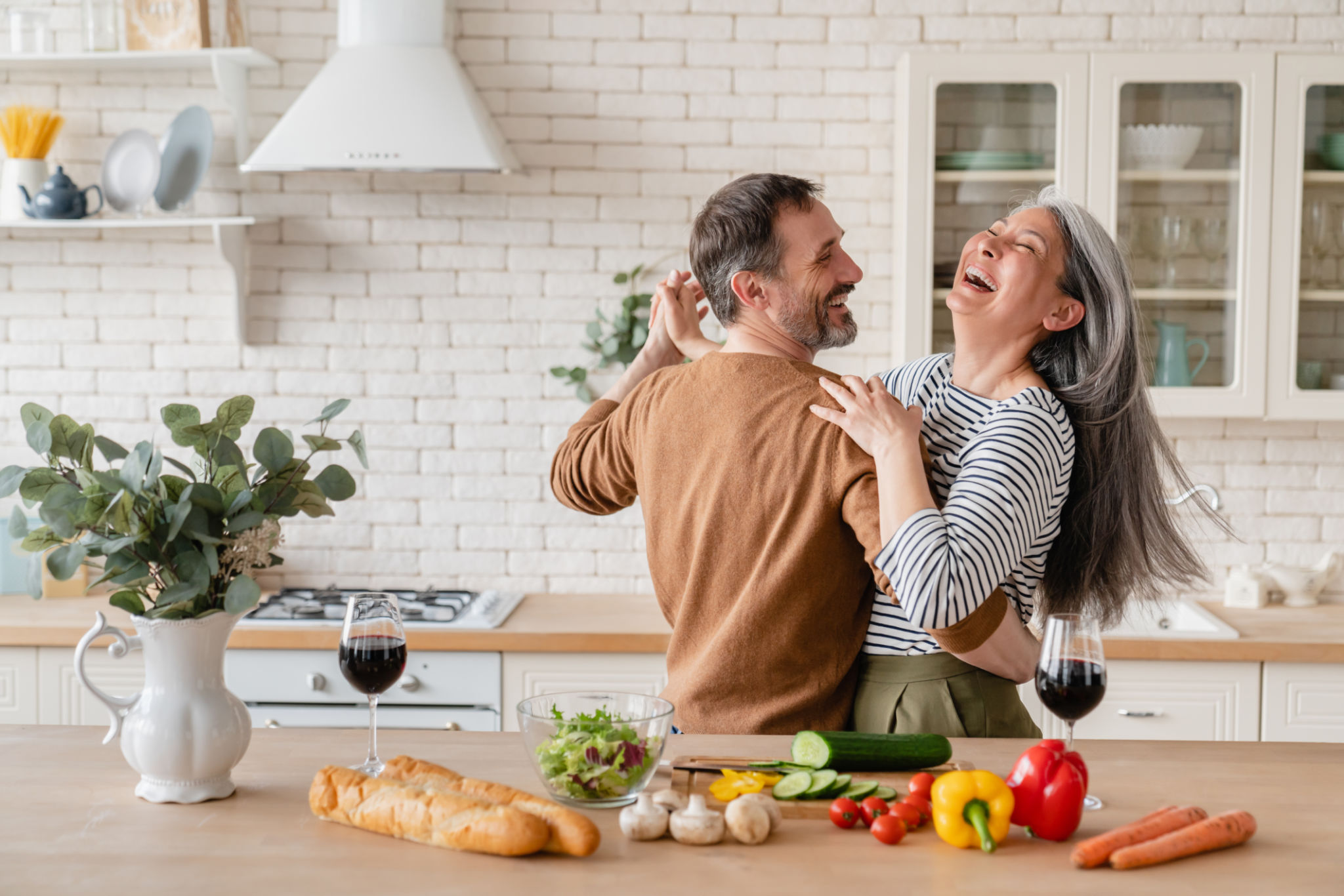 couple dancing