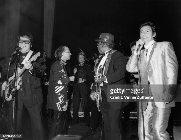 From left to right American singers and musicians Roy Orbison , Paul Shaffer, John Fogerty, Bo Diddley and Bruce Springsteen perform a rendition of...
