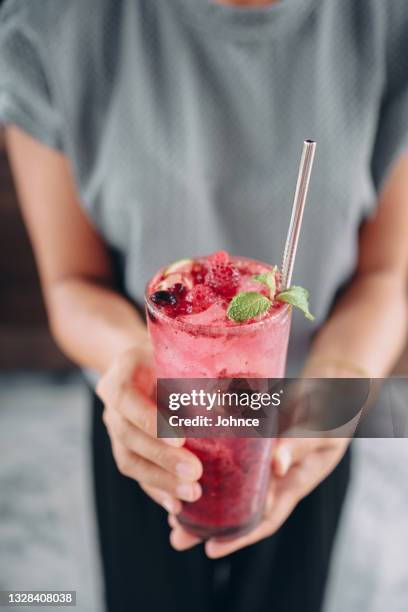 refreshing berry juice - metal straw stock pictures, royalty-free photos & images