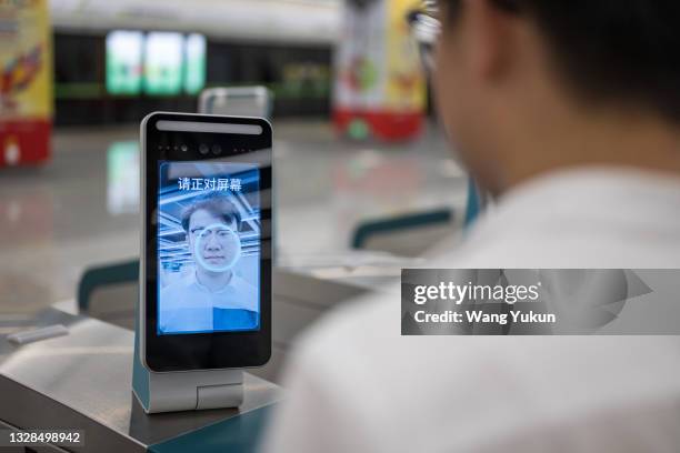 face recognition payment enters subway station - entering data stock pictures, royalty-free photos & images