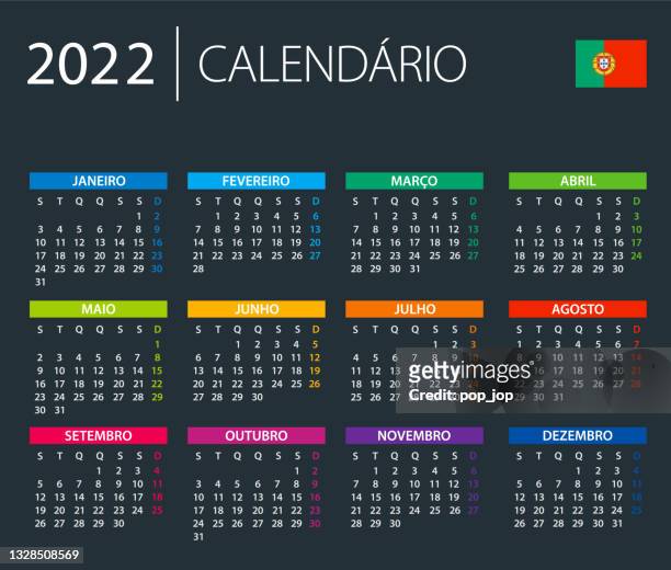 ilustrações, clipart, desenhos animados e ícones de calendário 2022 portugal - ilustração vetorial de cores. versão em português. fundo escuro. - língua portuguesa