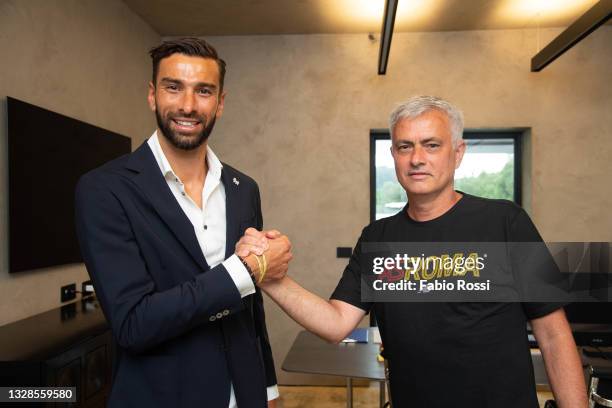 Roma new signing Rui Patricio arrives in Rome and meets AS Roma coach Josè Mourinho on July 13, 2021 in Rome, Italy.