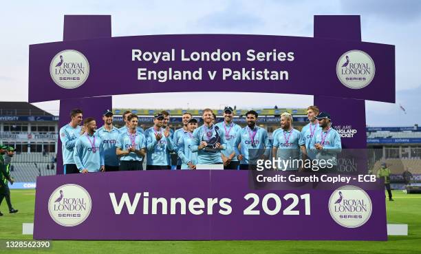 England celebrate with the series trophy after winning the 3rd Royal London Series One Day International between England and Pakistan at Edgbaston on...
