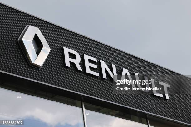 92,576 Renault Stock Photos, High-Res Pictures, and Images - Getty Images