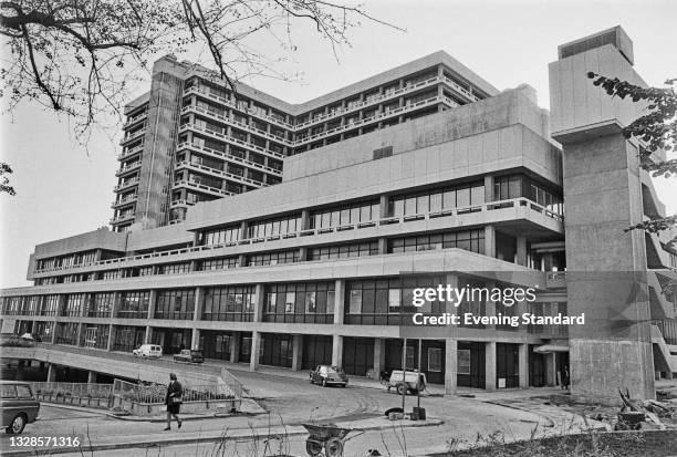 The new Royal Free Hospital opens in Hampstead, London, UK, 16th October 1974. The hospital had moved from its original premises in Gray's Inn Road,...