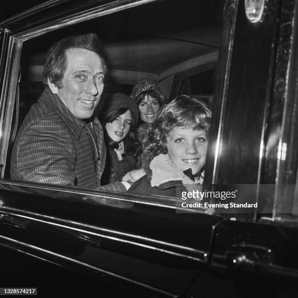 American singer Andy Williams with his wife Claudine and their children Noelle and Christian, UK, 18th December 1974.