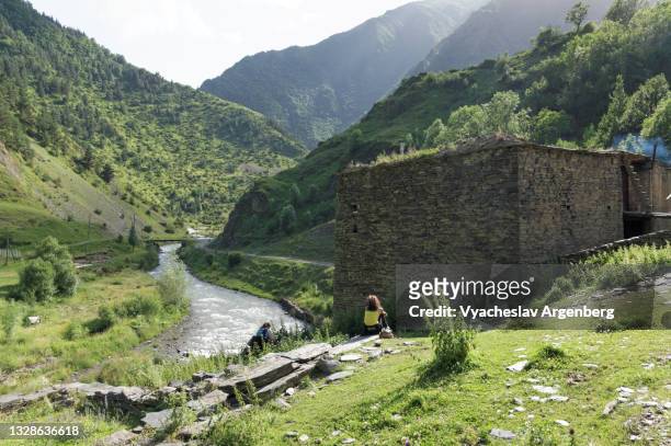towers in shatili, caucasus mountains, georgia - argenberg stock pictures, royalty-free photos & images