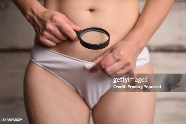 gynecologic evaluation concept - se gratter photos et images de collection