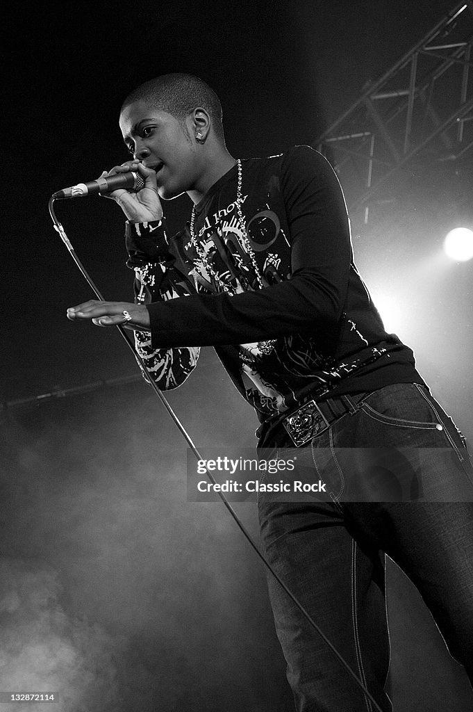Chipmunk Uk Rapper Hip hop rapper, Chipmunk , live on stage at Reading Festival, August ...