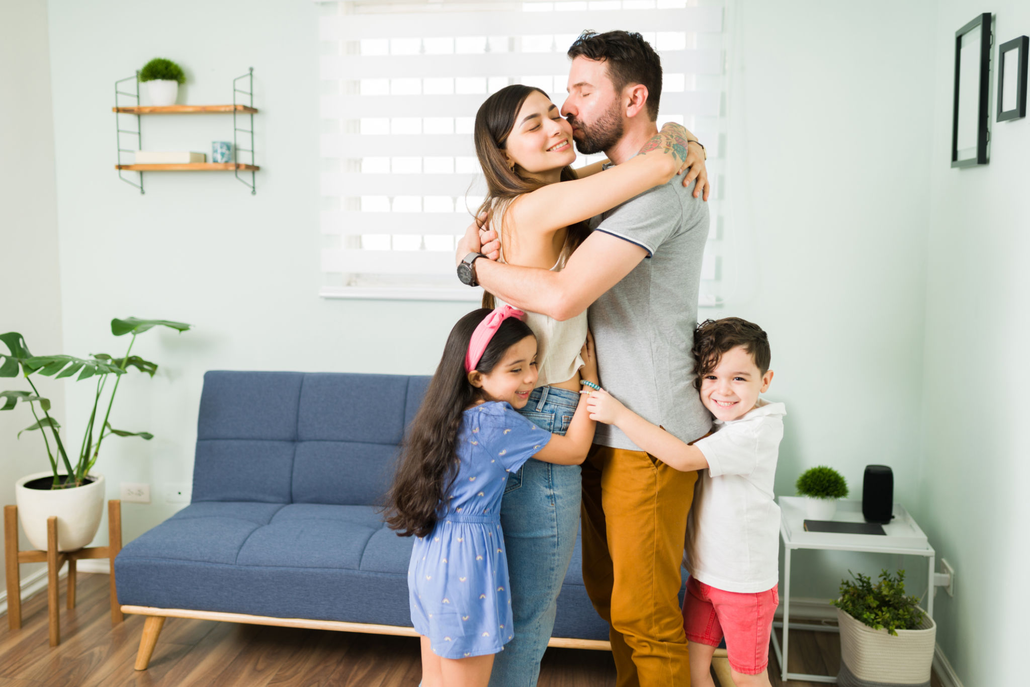 familia feliz hogar