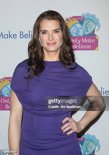 Actress Brooke Shields attends the 12th Annual Make Believe on Broadway gala at the Shubert Theatre on November 14, 2011 in New York City.