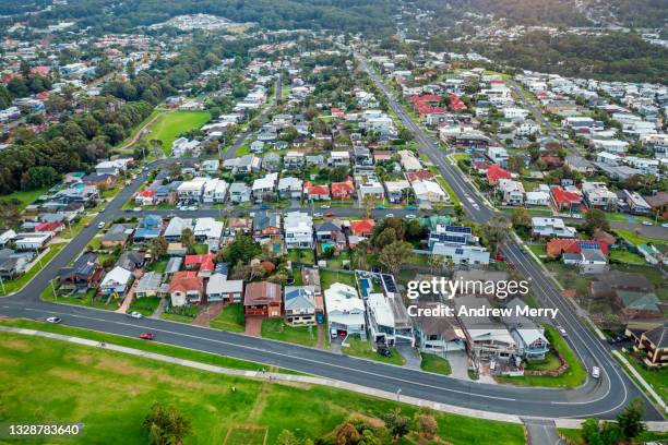 suburb town houses street, aerial view - wollongong stock pictures, royalty-free photos & images