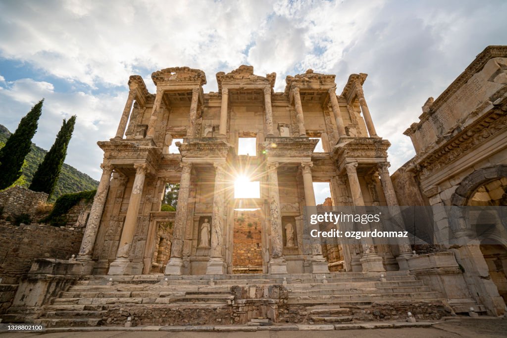 Celcus Celcus Library In Ephesus At Sunset Wide Angle View High-Res Stock ...