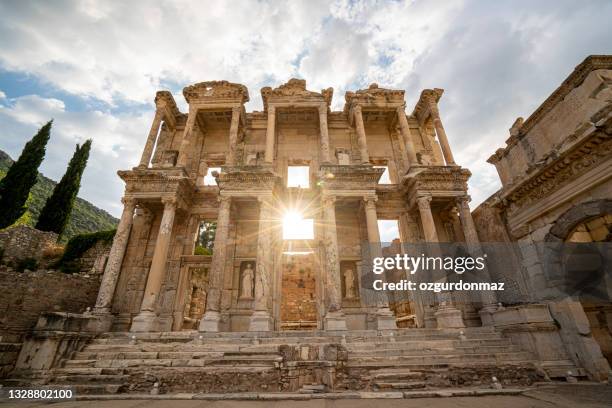 celcus library in ephesus at sunset, wide angle view - ephesus stock pictures, royalty-free photos & images