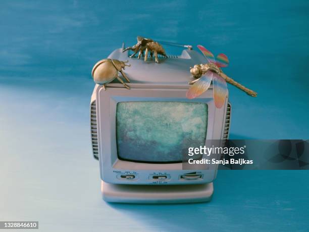 old television - film and television screening stockfoto's en -beelden