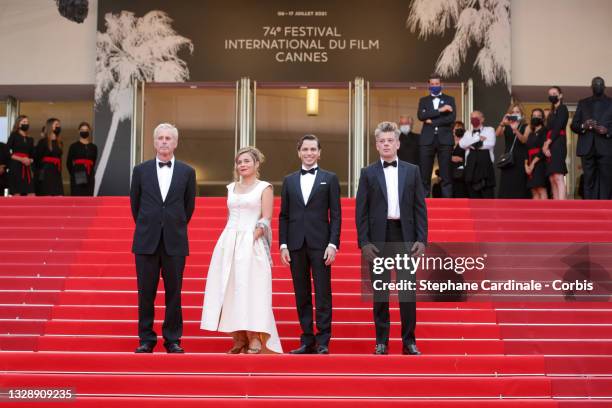 Bruno Dumont, Blanche Gardin, Emanuele Arioli and Benjamin Biolay attends the "France" screening during the 74th annual Cannes Film Festival on July...