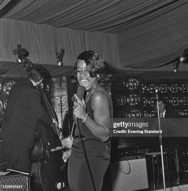 Netty Singer 152 Betty Carter Jazz Ahead Stock Photos, High-Res Pictures, and Images ...