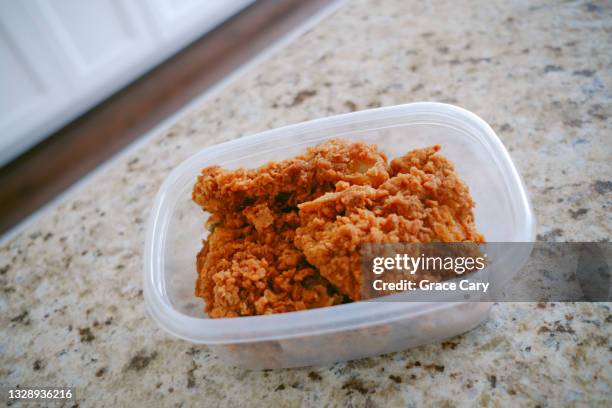 fried chicken - leftovers stock pictures, royalty-free photos & images