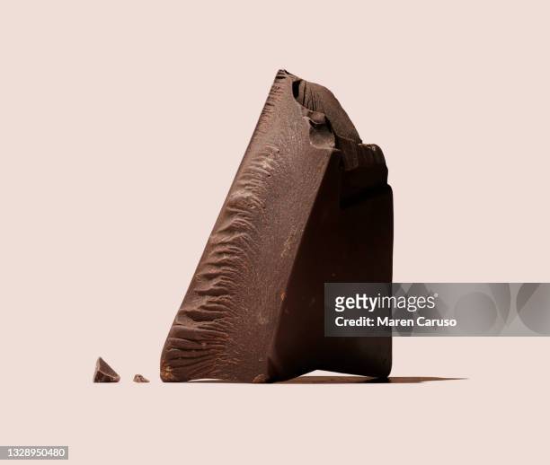 single chocolate chunk v3 - rock object stock pictures, royalty-free photos & images
