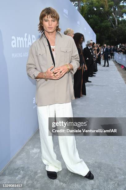 Jordan Barrett attends the amfAR Cannes Gala 2021 at Villa Eilenroc on July 16, 2021 in Cap d'Antibes, France.