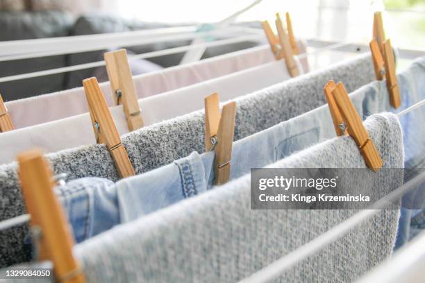 drying clothes - trocknen stock-fotos und bilder