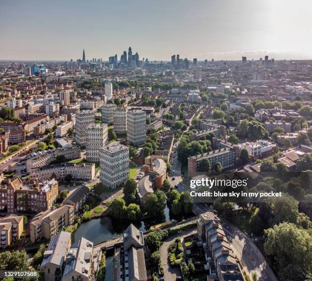 the cranbrook estate, globe town east london. between roman road and old ford road - establishing shot stock pictures, royalty-free photos & images