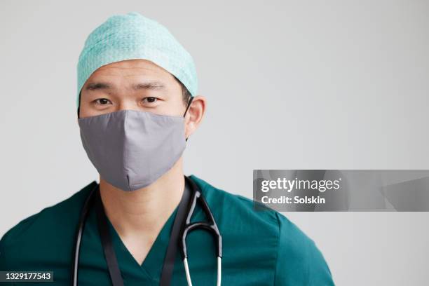 Green Scripts Surgery 72 Surgical Green Scrubs Stock Photos, High-Res Pictures, and Images ...